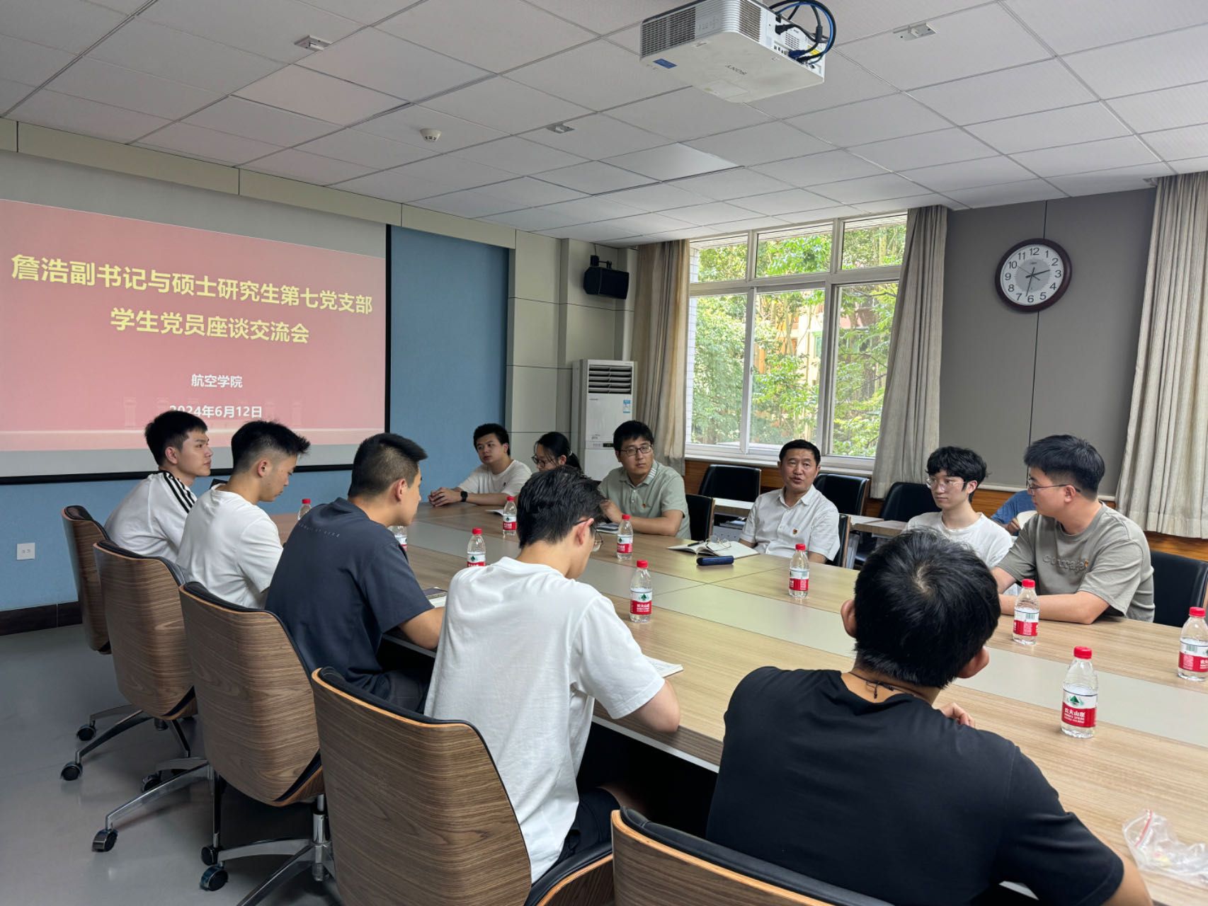 121e6ca647f498fa233e30e79ed726e.jpg 121e6ca647f498fa233e30e79ed726e.jpg