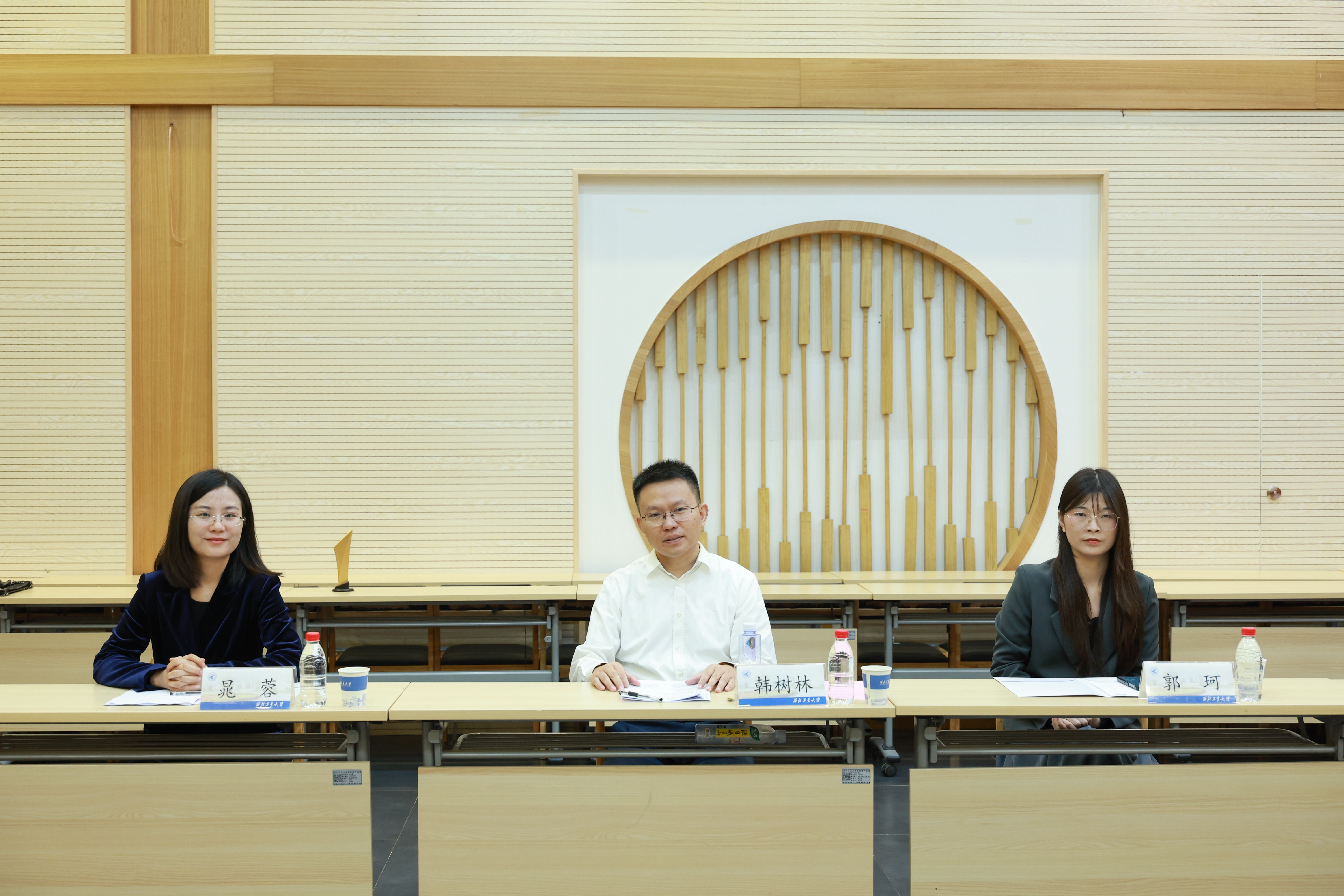 20251010比亚迪公司向beat365平台官方网站捐赠仪式 (18).JPG