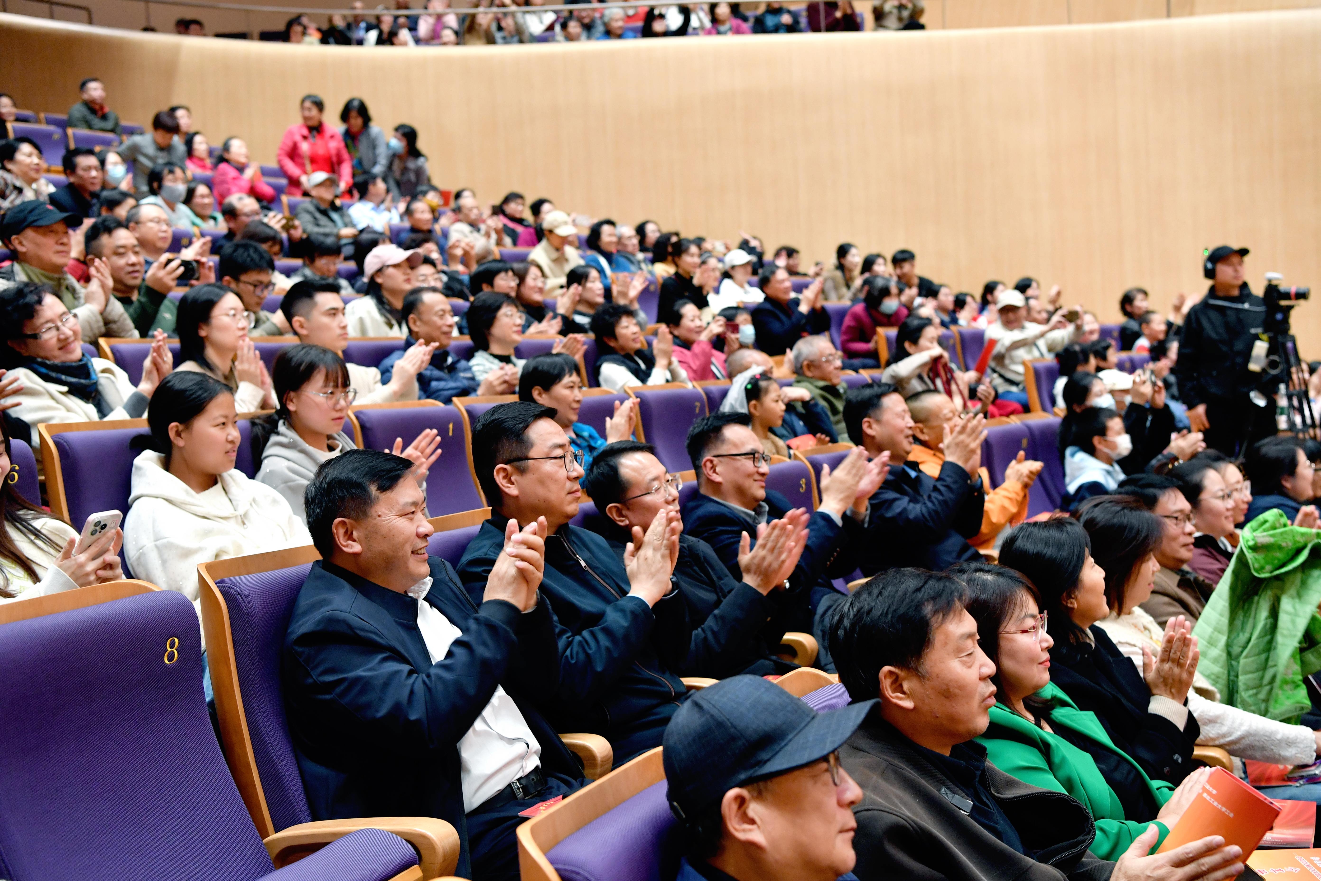 GYJ_8162.jpg GYJ_8162.jpg