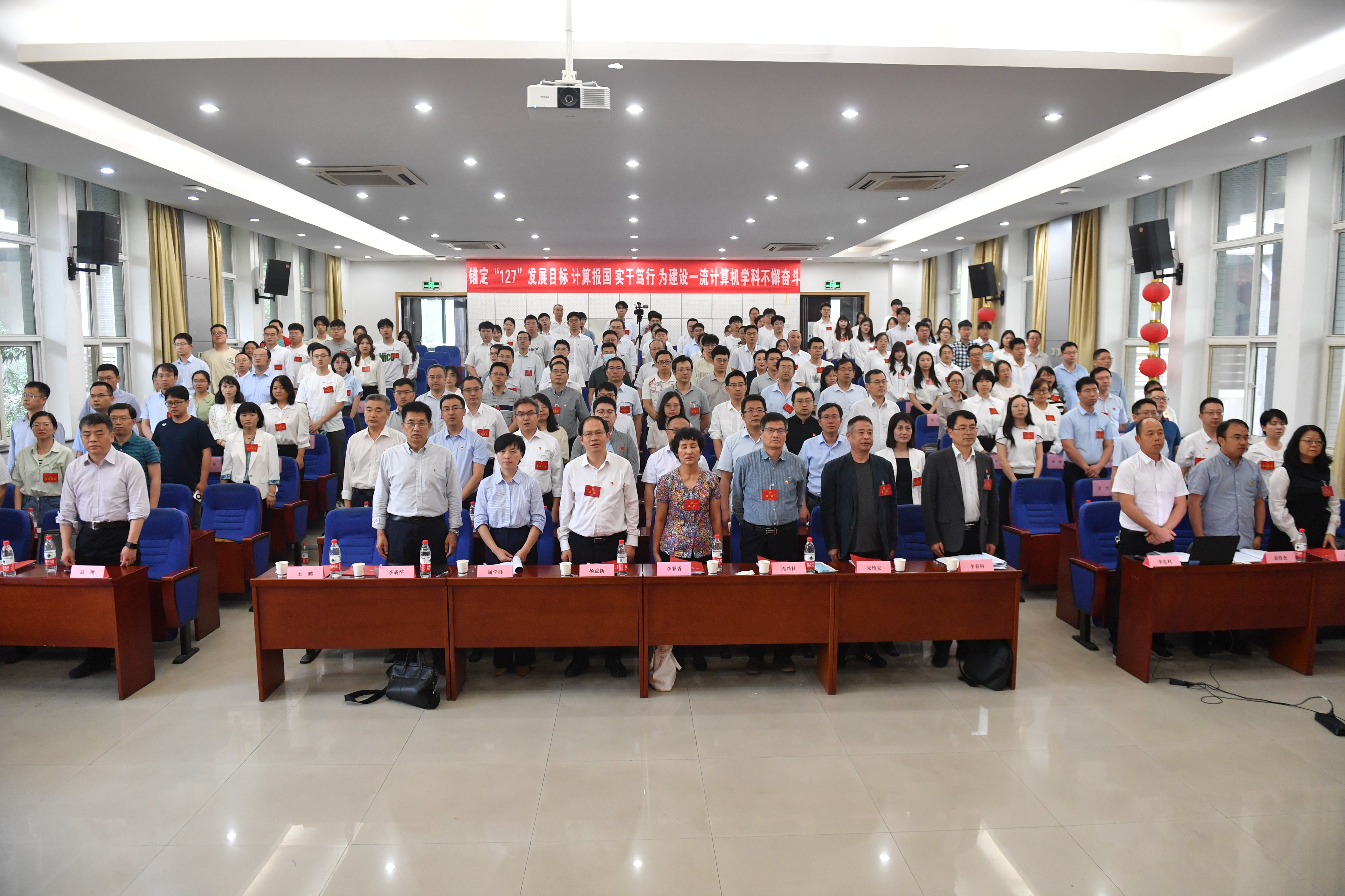 GYJ_2222.JPG GYJ_2222.JPG