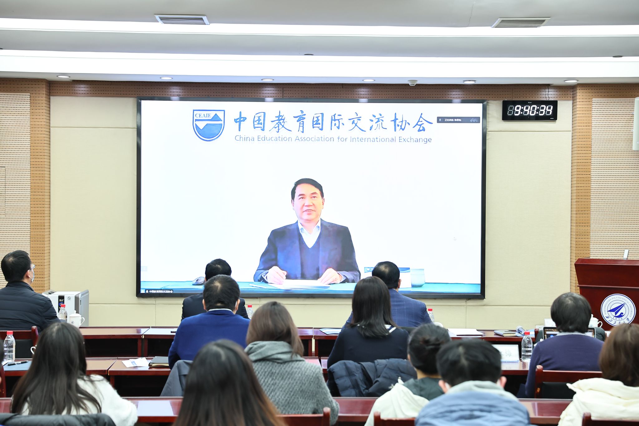 图片4.jpg 图片4.jpg