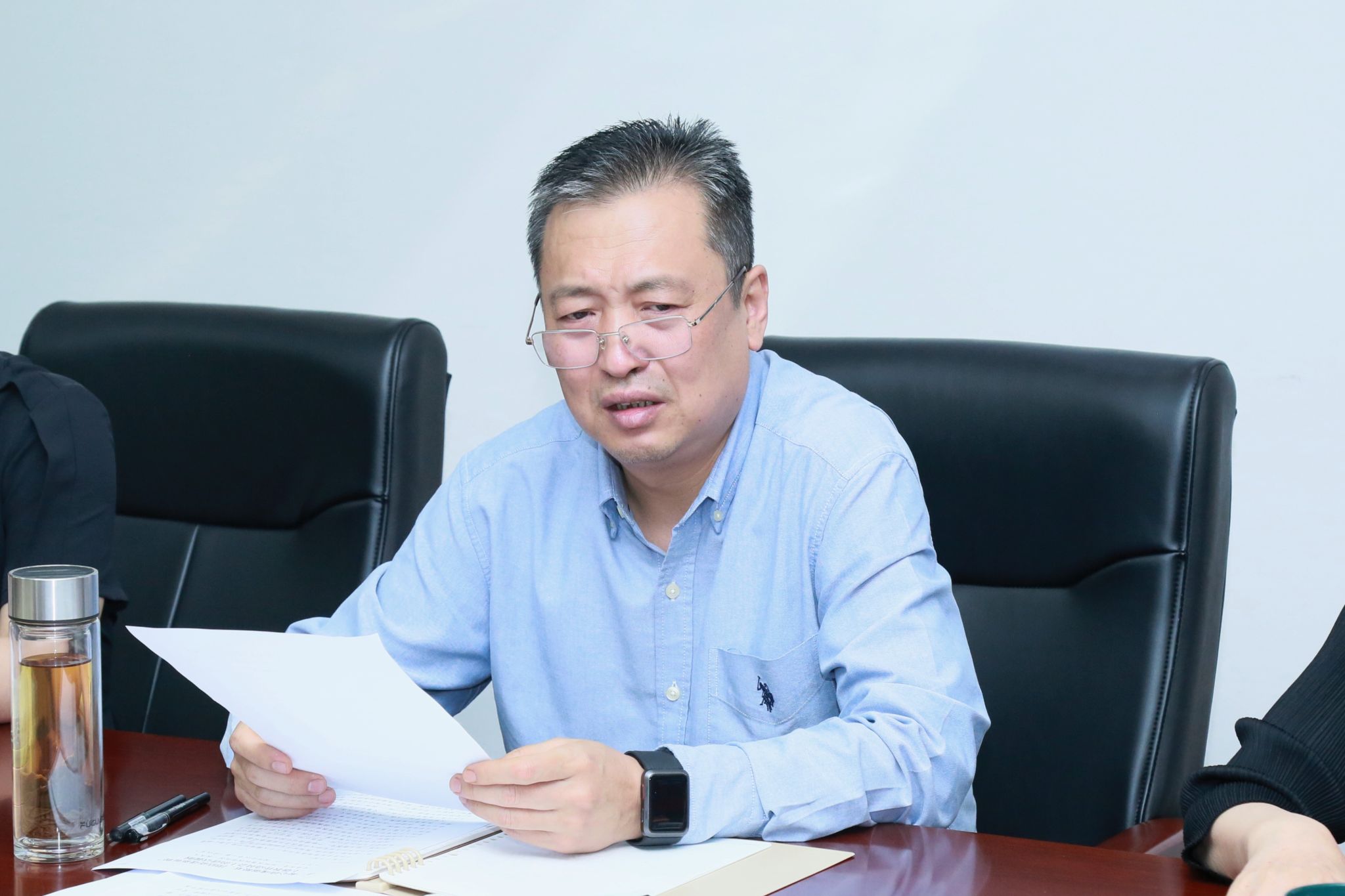 侯成义讲话.jpg 侯成义讲话.jpg