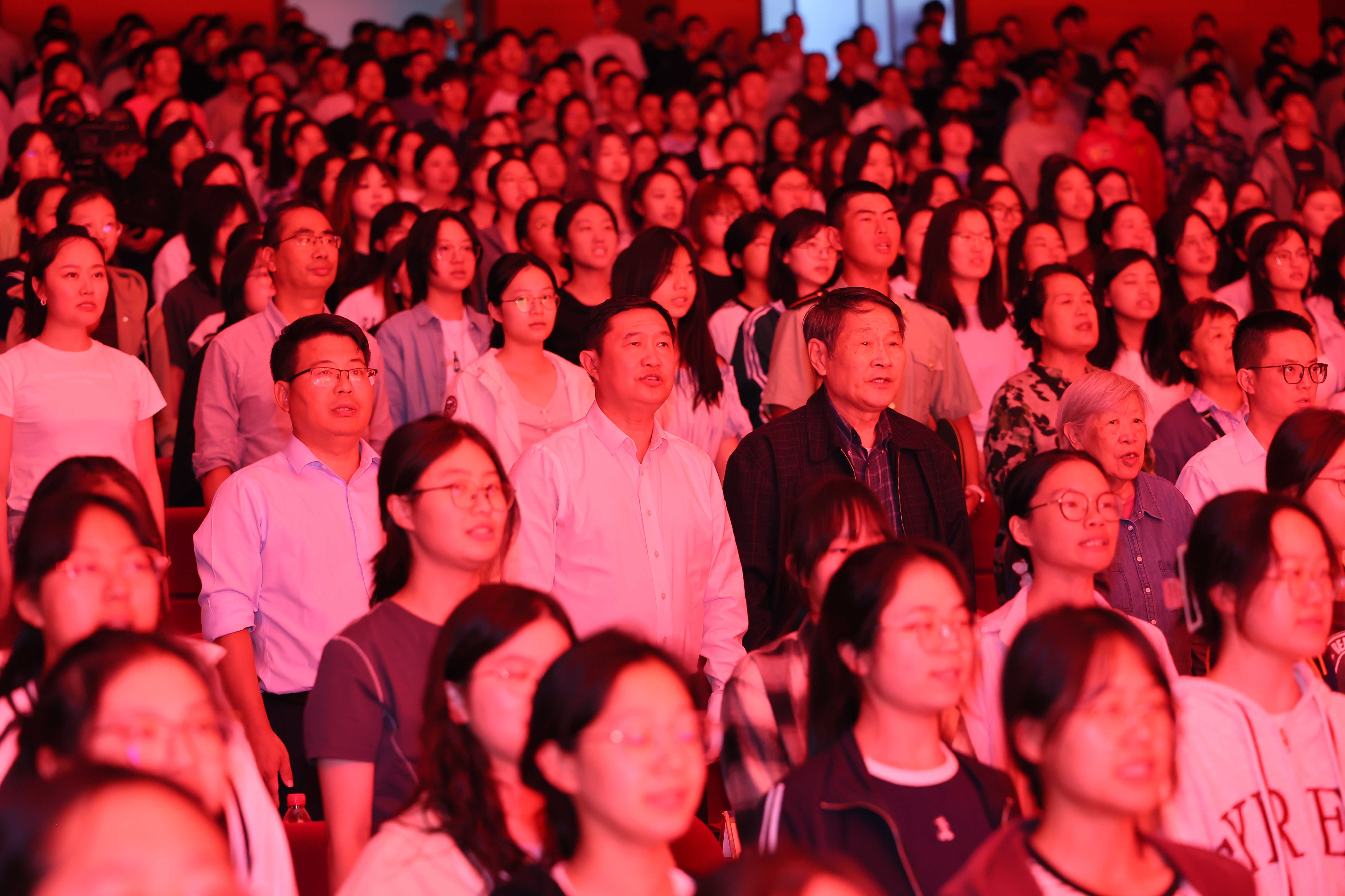 LUDI4058.JPG LUDI4058.JPG