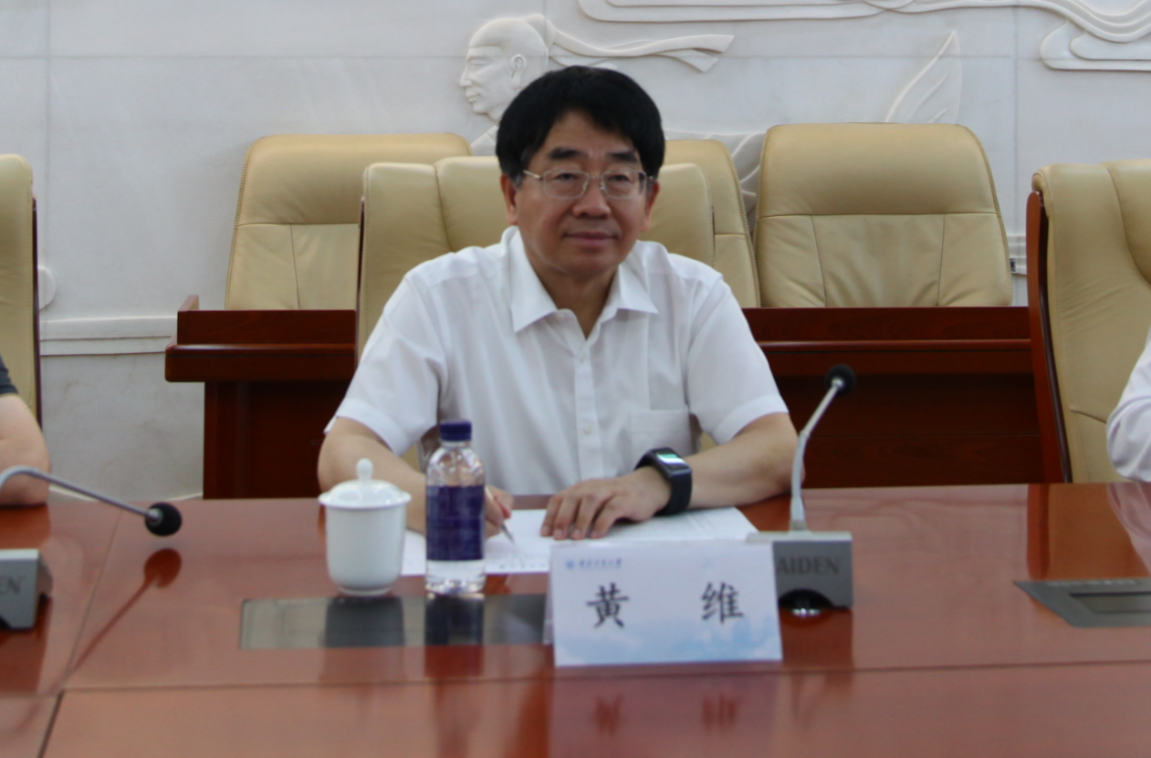 51164993a205d4b731b8a1107018813.png 51164993a205d4b731b8a1107018813.png